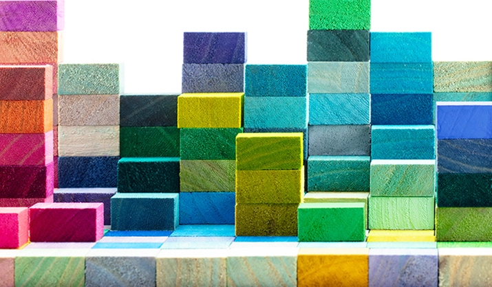 Spectrum of stacked multi-colored blocks
